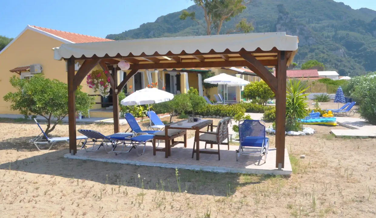 Gartenpavillon und Strandvilla Eftichia