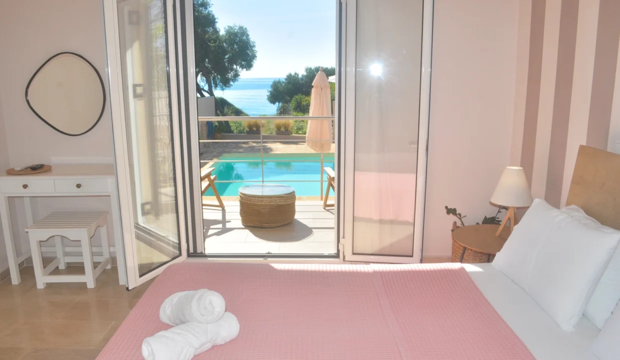 Erstes Schlafzimmer mit Meerblick Tsanta